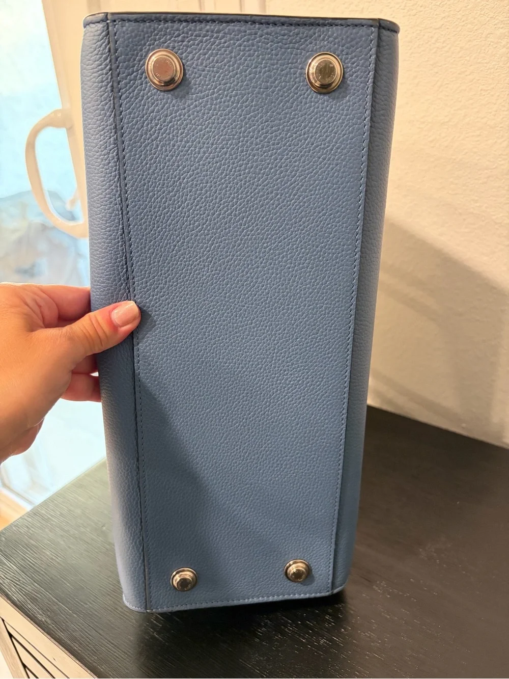 Louis Vuitton City steamer leather handbag in blue - Picture 6 of 14